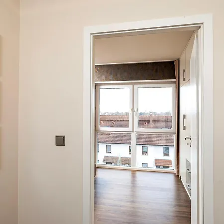 Exclusive Mit Tiefgarage In Naehe Messe-bmw-porsche-dhl-flughafen-flugzeugwerk Der Deutsche Aircraft Lipsk