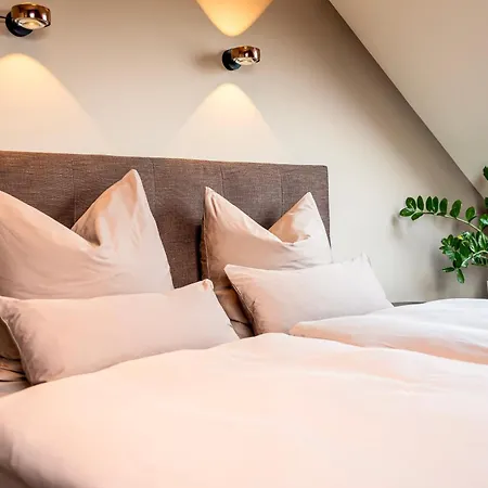 Apartamento Exclusive Mit Tiefgarage In Naehe Messe-bmw-porsche-dhl-flughafen-flugzeugwerk Der Deutsche Aircraft Leipzig