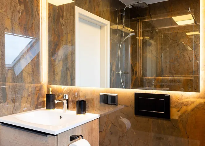 Апартаменты Exclusive Mit Tiefgarage In Naehe Messe-bmw-porsche-dhl-flughafen-flugzeugwerk Der Deutsche Aircraft Лейпциг