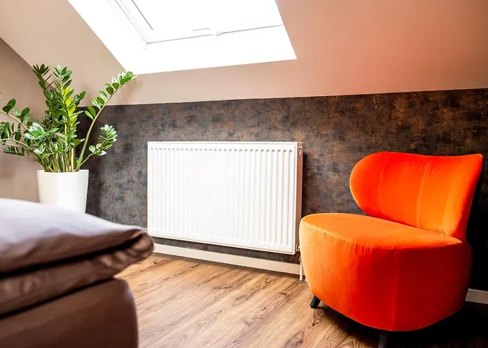 Exclusive Mit Tiefgarage In Naehe Messe-bmw-porsche-dhl-flughafen-flugzeugwerk Der Deutsche Aircraft Διαμέρισμα